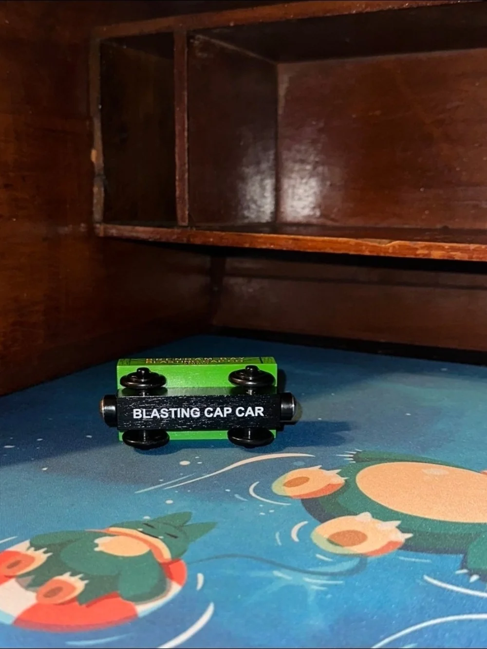 Thomas & Friends Wooden Railway - Blasting Cap Car 2003 GOOD CONDITION!!